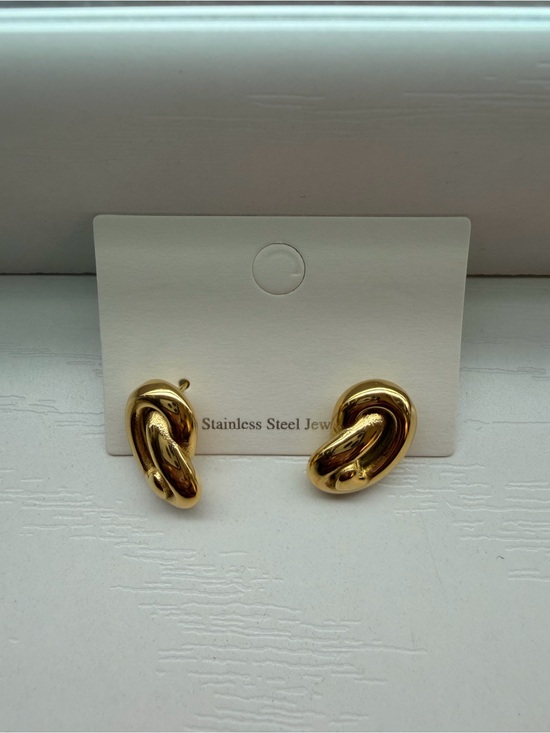 Jewelry - Stainless Steel Wave Stud Earrings - Elegant Women Accessories